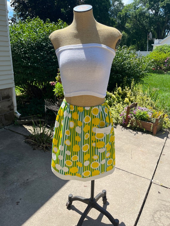 Vintage Mod Skort, Green and Yellow Circles and S… - image 1