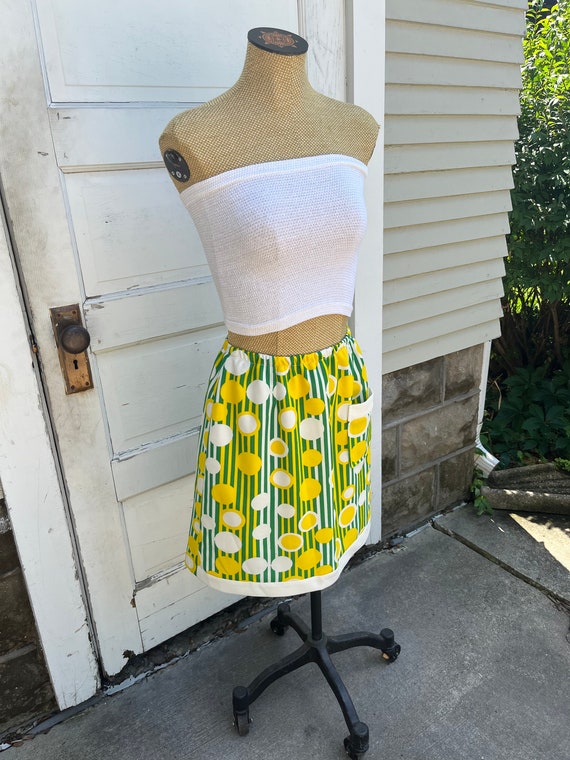 Vintage Mod Skort, Green and Yellow Circles and S… - image 8