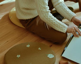 Round Corduroy Floor Cushion – Thick Memory Foam Tatami Seat Pad, Japanese Style Round Pouf for Living Room, Window Seat or Meditation Mat