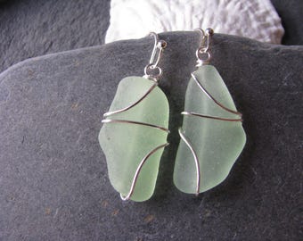 Pendientes de vidrio marino verde claro para una boda en la playa Regalos de dama de honor verdes Vidrio de playa real Joyas de vidrio marino genuino Vidrio marino