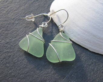 Pendientes de vidrio marino verde claro para una boda en la playa Regalos de dama de honor verdes Vidrio de playa real Joyas de vidrio marino genuino Vidrio marino