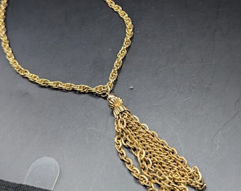 Vintage Gold Tone Metal Tassel Pendant Necklace, 1960 display picture 1