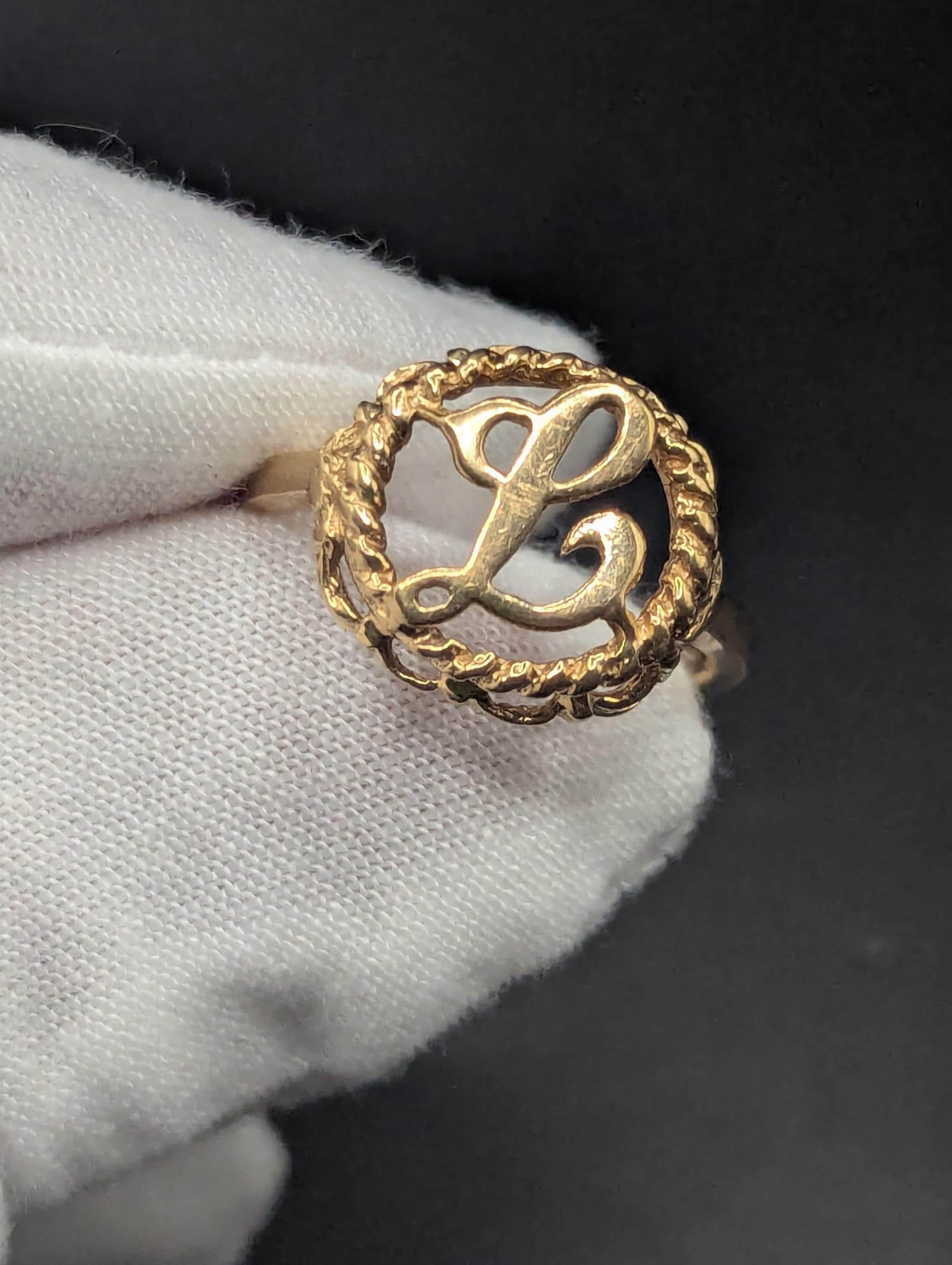Vintage 1960s 14k Gold Script Letter L Ring, Rope Border, Size