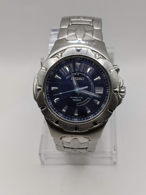Vintage Seiko Kinetic Blue Dial Sports Watch - 5M62-0AH0