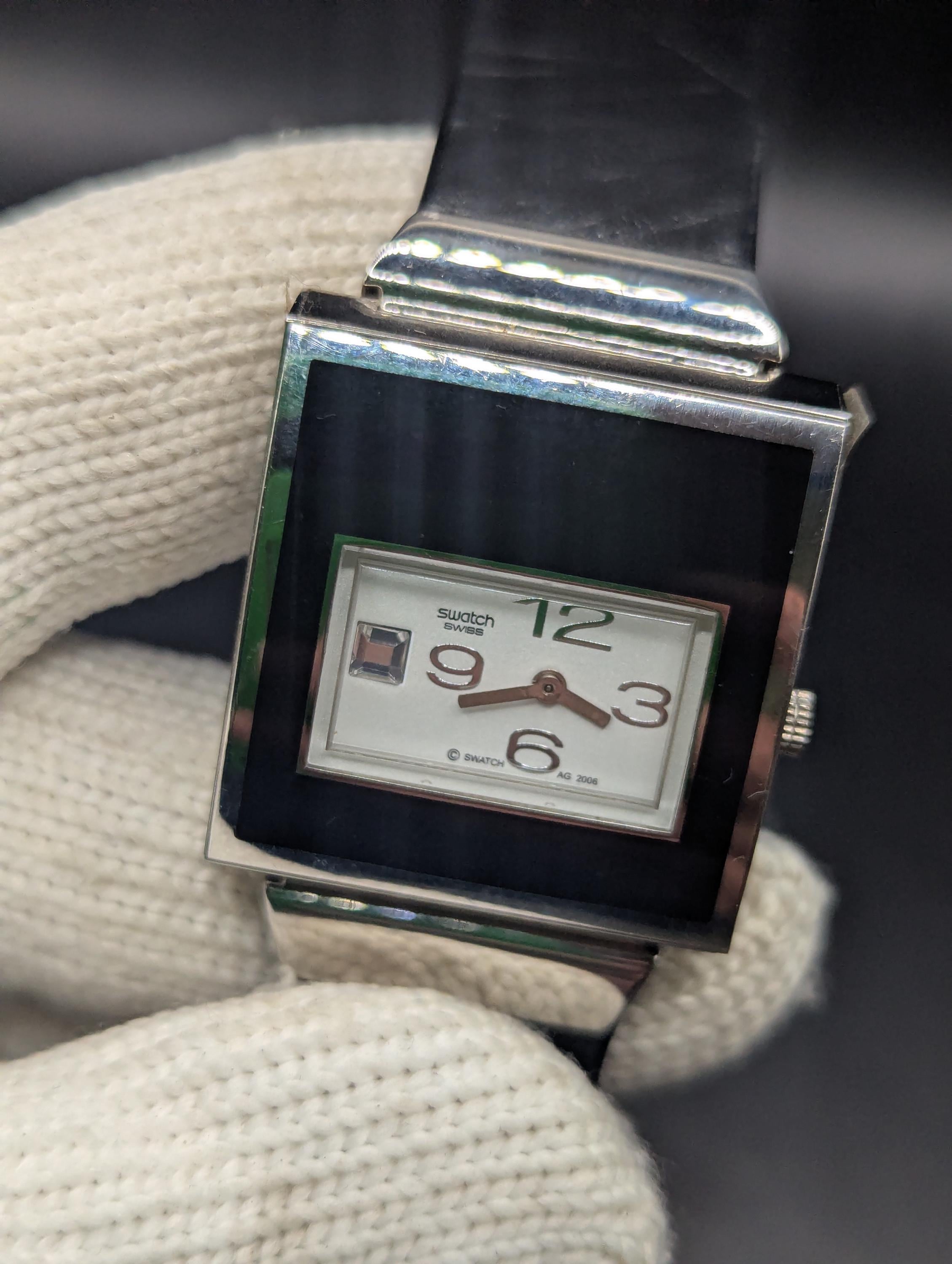 2006 Swatch Square Case Swiss Quartz Watch Black Leather Strap