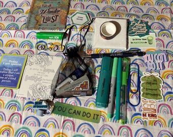 Lot de 15 pics mystères papillons