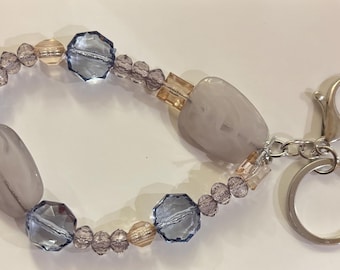 Bracelet en perles acryliques