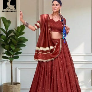 Rost Orange Farbe Chanderi Seide Ghaghra Choli Navratri Funktion Party Wear Lehanga Choli Indische Funktion Lahenga Choli bereit, Lengha zu tragen