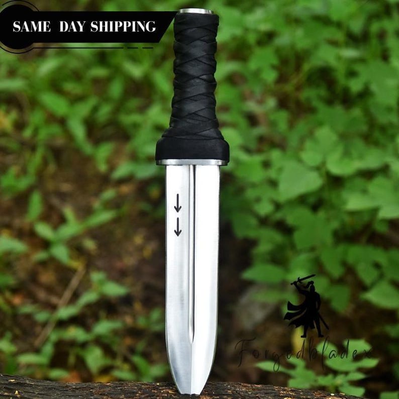 Throfinn dagger
Handmade knife
Gift for Anniversary 
Gift for boyfriend
Gift for Men
Gift for him
Groomsmen gifts
HandForged knife
Custom knife