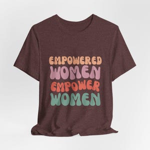 Camiseta de mujer empoderada, camiseta feminista, camiseta de poder femenino, camiseta de igualdad, ropa activista