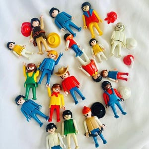 多彩なフィギュアと小物セット geobra playmobile