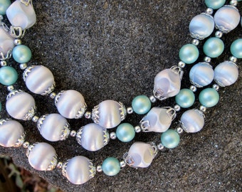 Madmen Vintage Necklace Triple Strand Mint Green White