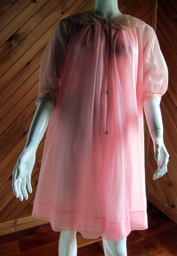 1960s Pink Peignoir Set | Vintage Lingerie | 1960s