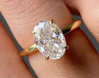 3 karat förlovningsring med dold halo, oval solitaire-ring i moissanit, förlovningsring med dold halo 8 x 11 mm ovalslipad solitaire i 14 karat gult guld