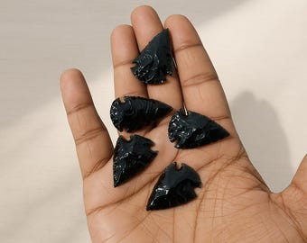 Mini Obsidian Arrowheads – 30–35 mm | Handmade Volcanic Glass Points | Spiritual & Healing Crystals