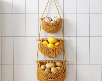 Aan de muur hangende fruitmand, opberger voor gehaakte producten op drie niveaus, boho keukenopberger, housewarmingcadeau