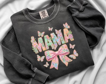 Mamma Floreale PNG, Design Mamma con Fiocco, Sublimazione con Fiori Pastello e Farfalla, Design per Maglietta Mamma