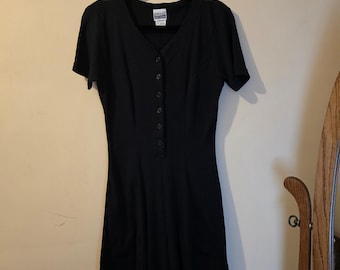 Basic Editions Black V-Neck Button Front Short Sleeve Jersey Knit Romper Medium