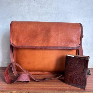 Vintage Leather Messenger Bag for Men & Women – Handmade Leather Laptop Satchel Bag for Office, iPad, Travel – Gift for him, 15&quot; Laptop Bag