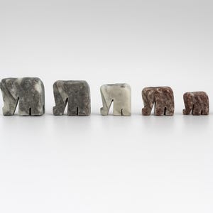 7-Piece Hand-Carved Marble Elephant Set – Natural Stone Mini Figurines – Elephant Family Home Decor Gift