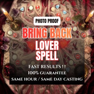 Può includere: Una superficie in tessuto satinato con cristalli sparsi, piccole candele a forma di cuore e due candelabri in ottone con candele accese. Il testo recita: PHOTO PROOF BRING BACK LOVER SPELL FAST RESULTS !! 100% GUARANTEE SAME HOUR / SAME DAY CASTING.