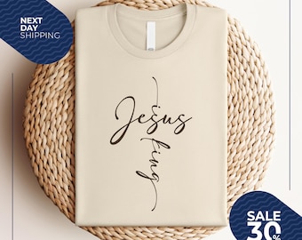 Jesus Is King | Minimalistic Christianity | Christianity Shirt | Trendy Christian Shirt | Boho Christian Shirt | Christianity Gift | Faith