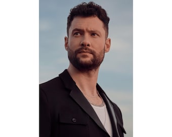 Calumn Scott - Póster vertical mate premium de Bridges