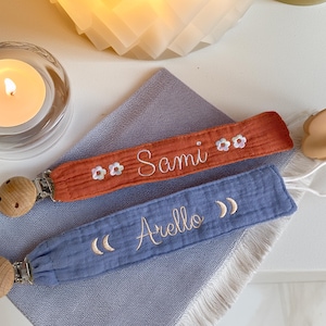 Personalized Pacifier Clip Holder / Embroidered Name / Custom Boho Pacifier Holder / Custom Baby Name / Monogrammed Baby Shower Gift