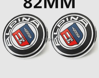 Juego de 2 emblemas BMW Alpina: insignia de 82 mm para el capó delantero y de 82 mm para el maletero trasero. Compatible con BMW Serie 1, 3, 5, 6 y 7: E30, E36, E39, E46, E60, E90, X1, X3, X5 y X6.