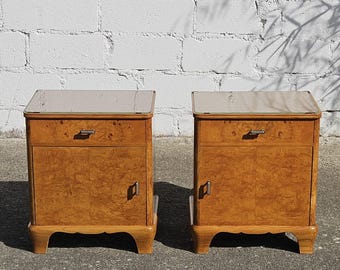 Conjunto de 2 mesas de cabeceira francesas antigas em estilo Art Déco - Madeira com detalhes em madeira e vidro - Década de 30