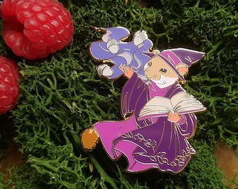 The Wizard (Dungeons and Dormice) - hard enamel pin