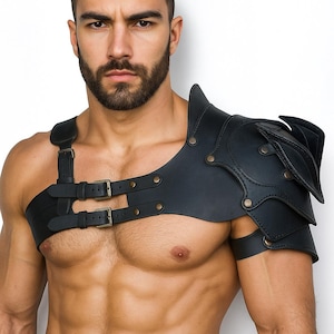 Gladiator-schouderpantser heren: handgemaakt steampunk-cosplay