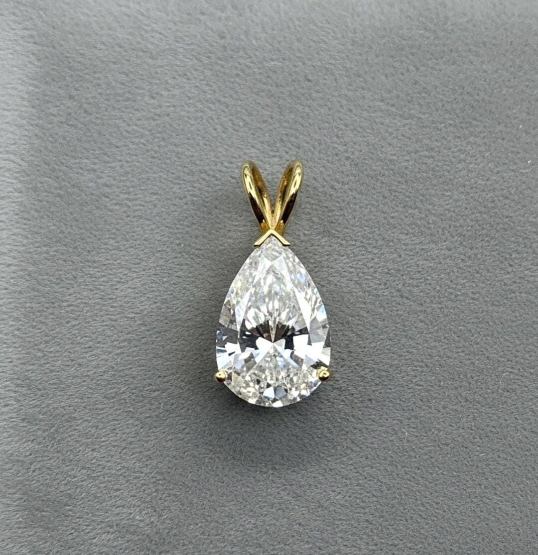 5-50-ct-pear-cut-moissanite-necklace-pear-pendant-necklace-pear