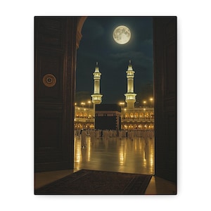 Kaaba Night View Canvas Wall Art, Open Door to Holy Mecca Print, Islamic Spiritual Home Decor, Moonlit Kaaba Mosque Artwork