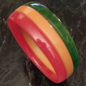 Bakelite 3 color Philadelphia laminated bangle red, yellow, green translucent