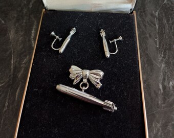 Torpedo set. Silvery WWII sweetheart earrings and dangle brooch, super shiny smooth all original