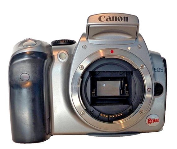 Canon EOS 300 Digital Rebel 6.3MP カメラ DS6041 本体のみ 部品/修理