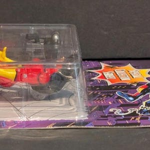 1996 Toy Biz Marvel The Amazing Spider-Man "Spider-Woman" Action Figure image 4