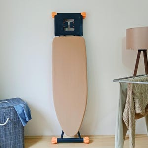 Grande housse de planche à repasser - Dos en feutre, cordon de serrage réglable, résistant à la vapeur, 55 x 140 cm, fait main - marron premium