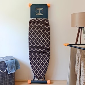 Strijkplankovertrek groot – met viltlaag, verstelbaar trekkoord, stoomvriendelijk, 55 x 140 cm, handgemaakt – damastbruin