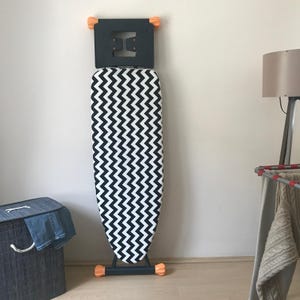 Strijkplankovertrek groot – met viltlaag, verstelbaar trekkoord, stoomvriendelijk, 55 x 140 cm, handgemaakt - zebra