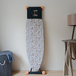 Strijkplankovertrek groot – met vilt, verstelbaar trekkoord, stoomvriendelijk, 55 x 140 cm, handgemaakt - Silver Garden