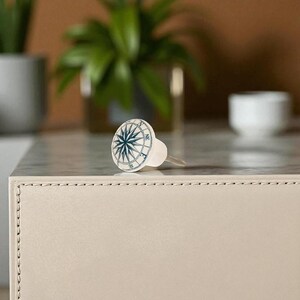 White Blue Compass Knob Farmhouse Cabin Dresser Drawer Pulls Desk Cabinet Handles
