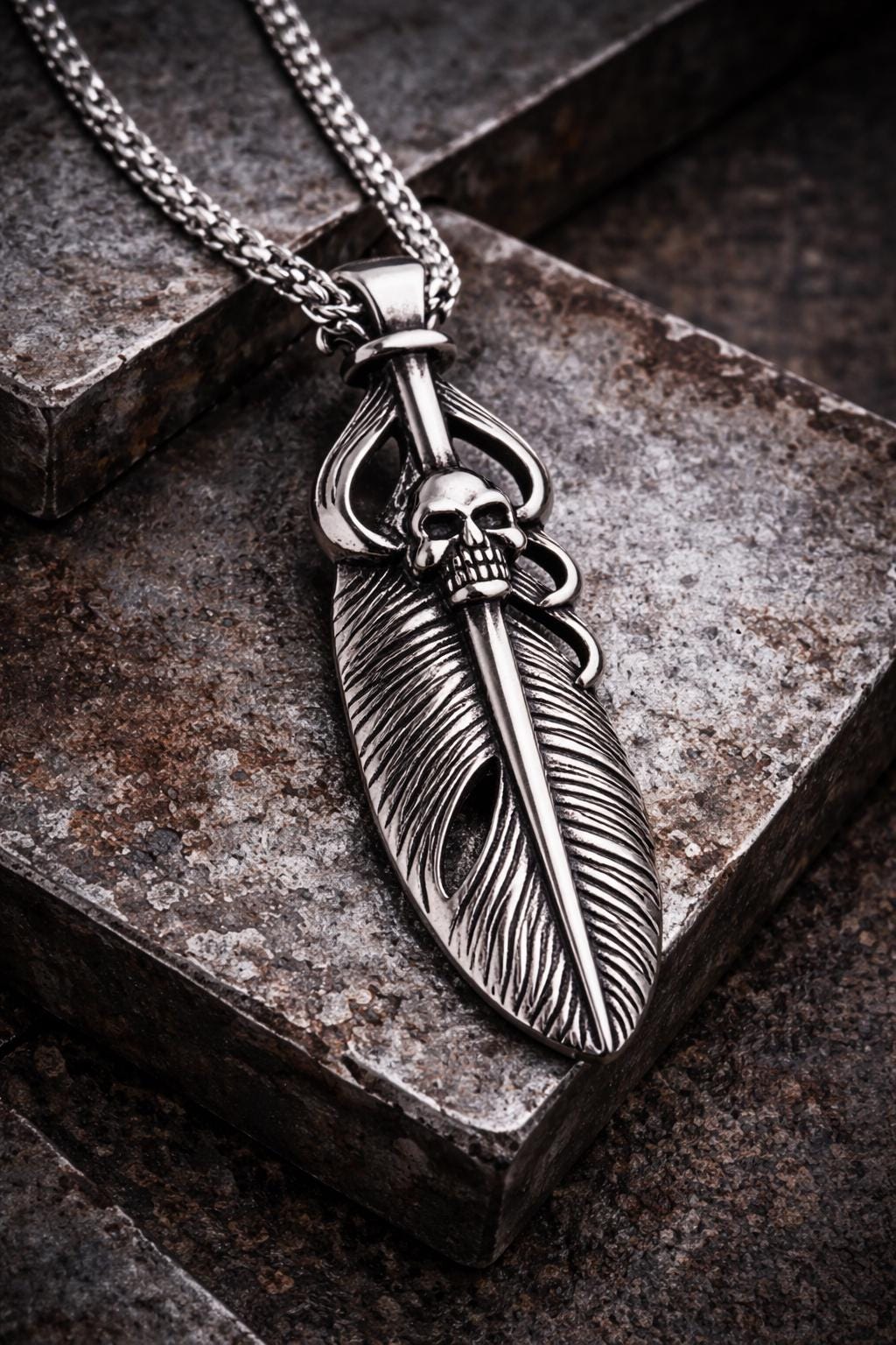 Collana Con Ciondolo A Forma Di Pugnale In Oro - Ciondolo A