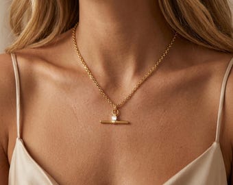 Collar con barra en T de oro de 18k / Colgante delicado con cadena de diamantes