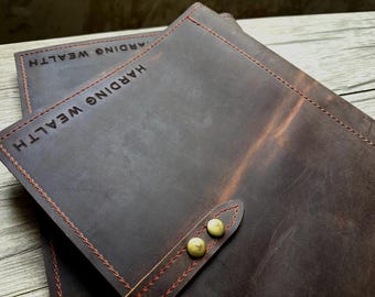 Gepersonaliseerde leren portfoliomap: cadeau bedrijfslogo