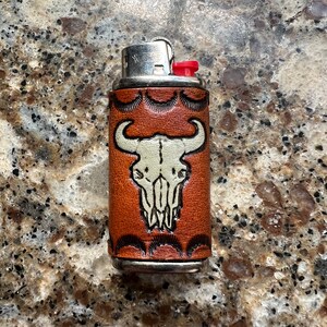 Flower, Bear, Buffalo, Leather lighter case fits most disposable