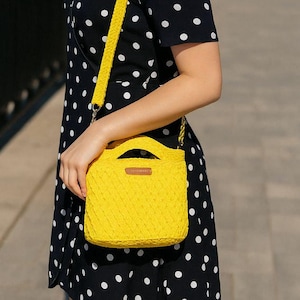 Handmade Yellow Crochet Shoulder Bag – Bright Summer Crossbody Purse