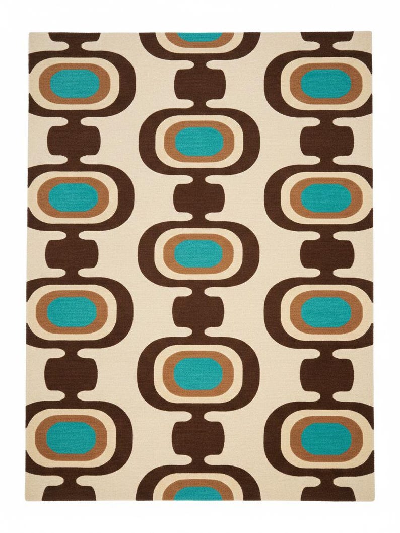Puede incluir: Una alfombra rectangular con un patr&oacute;n repetitivo de formas ovaladas marrones, beige y turquesas sobre un fondo crema. El dise&ntilde;o tiene una est&eacute;tica retro, moderna de mediados de siglo, adecuada para la decoraci&oacute;n del hogar.