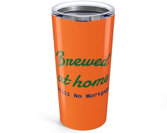 Zabawny kubek do kawy „Frugal Living”: parzony w domu, bez kredytu hipotecznego